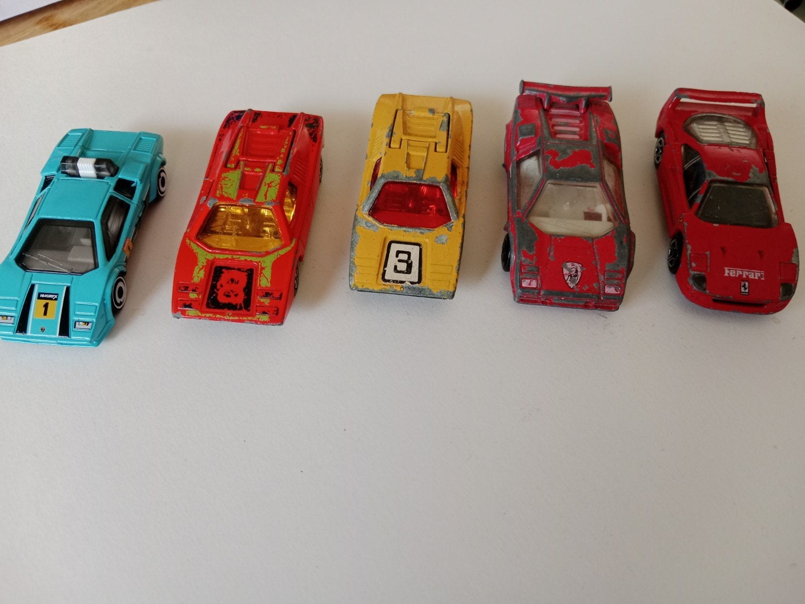 Lamborghini en Ferrari matchbox, Hobby en Vrije tijd, Modelauto's | 1:43, Gebruikt, Ophalen of Verzenden