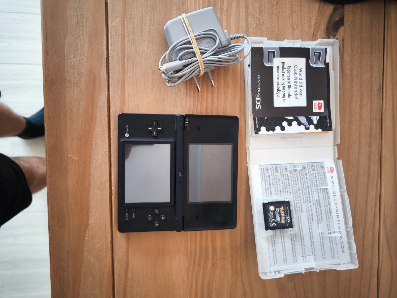 Nintendo ds Pokemon black, Enlèvement, Console