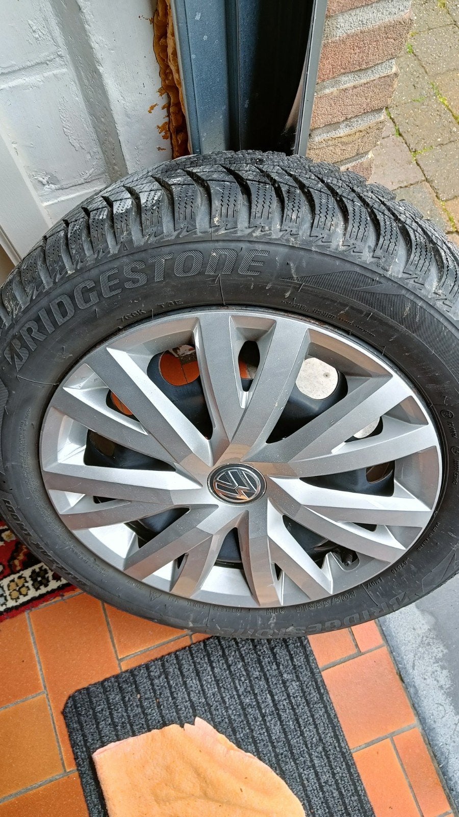 Winterbanden en velgen VW Golf Sportsvan, Autos : Pièces & Accessoires, Pneus & Jantes, Enlèvement, Pneus hiver, Jante(s)