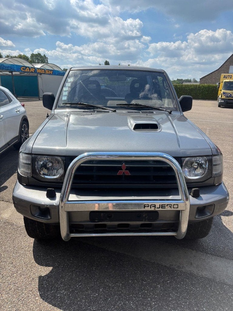 Mitsubishi Pajero, Autos, Mitsubishi, Argent ou Gris, Achat, 2 places, Boîte manuelle