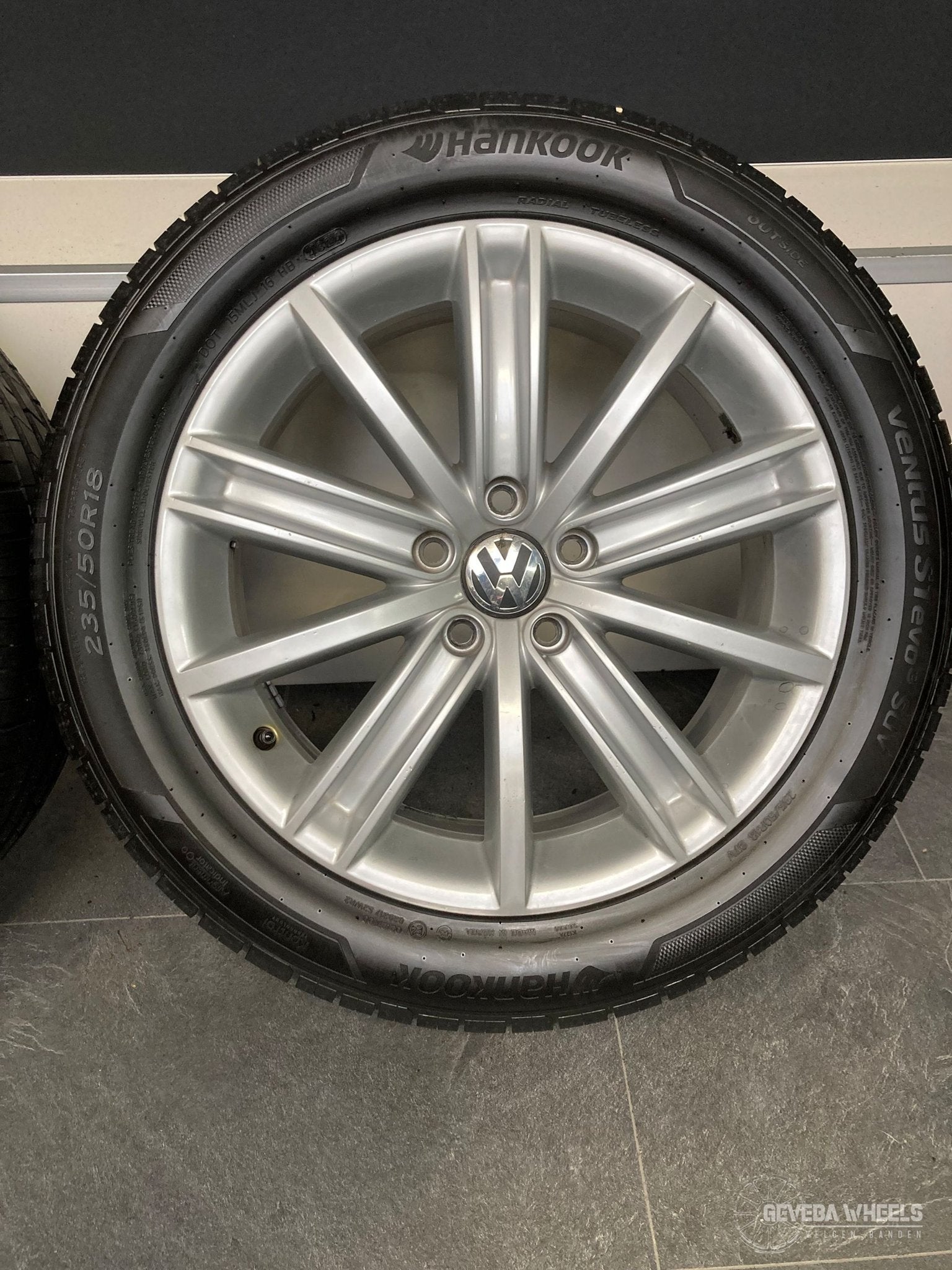 18” originele Volkswagen Tiguan 5N0 velgen + banden 5x112, 18 inch, Gebruikt, -, -