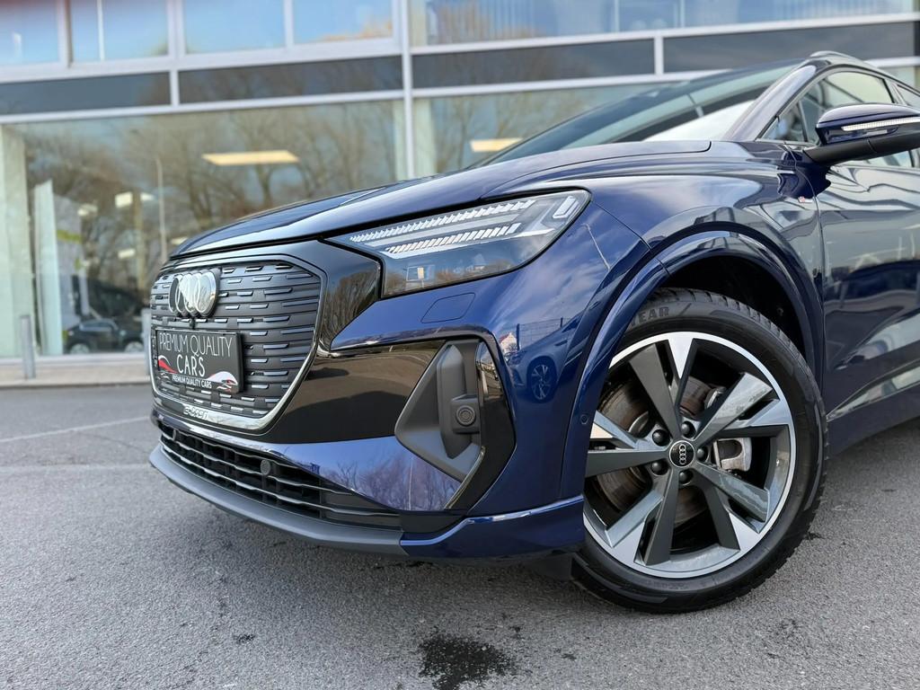 Audi Q4 e-tron 82kWh / S line / CUIR / ATTELAGE / CARPLAY /, Autos, Cuir, Euro 6, Entreprise, https://public.car-pass.be/vhr/f191f9ec-f973-4f68-b8e6-9762ee894cae