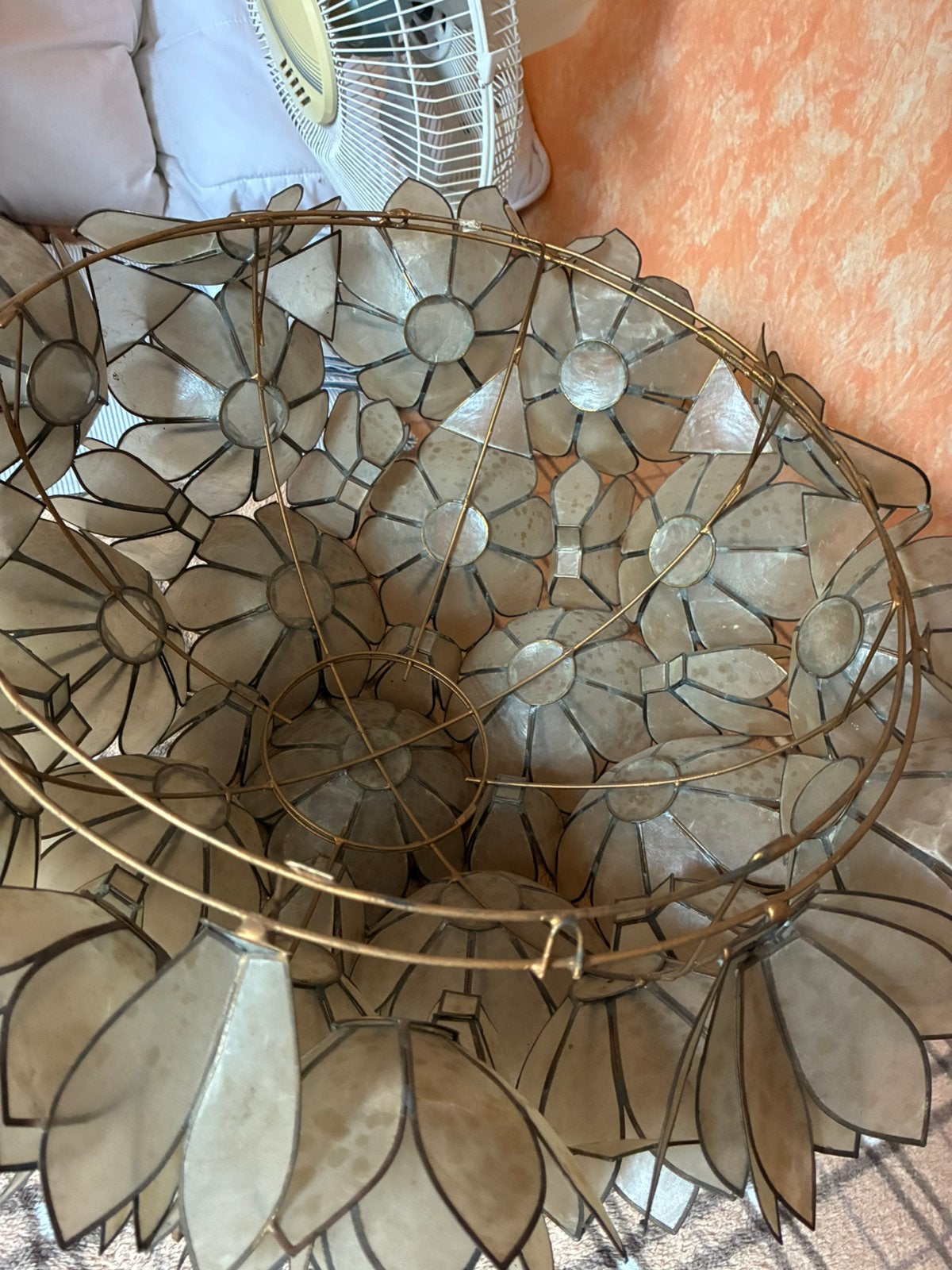 Unieke luster, Enlèvement, Utilisé