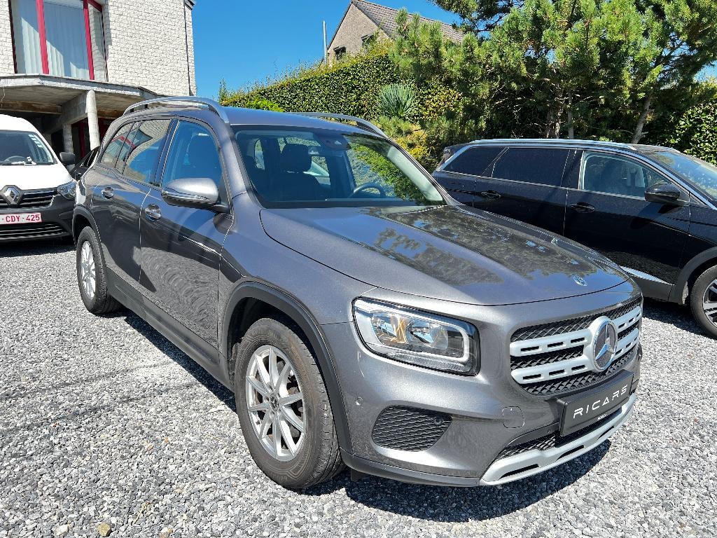 MERCEDES GLB 180 d 2.0 Camera Airco Gps Carnet GARANTIE 1an, Achat, Entreprise, Entretenue par le concessionnaire, Noir