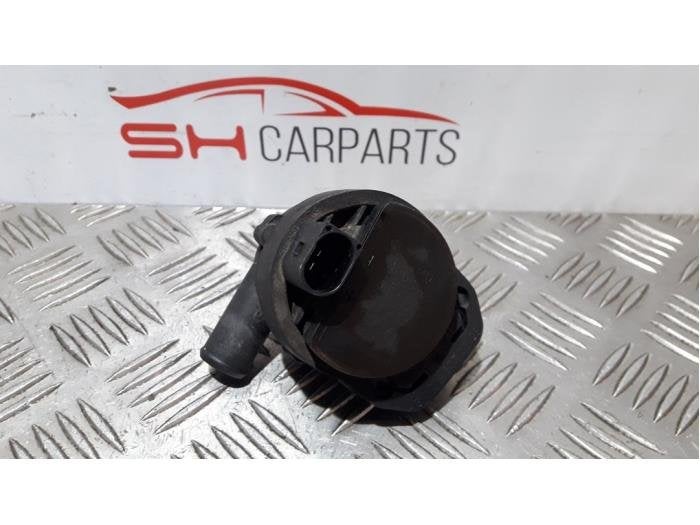 Pompe à eau supplémentaire d'un Mercedes CLA, 3 mois de garantie, Utilisé, -, -
