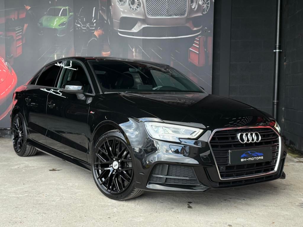 Audi A3 30TFSI 2x S-LINE, Auto's, Audi, Leder, Bedrijf, 3 cilinders, Onderhoudsboekje