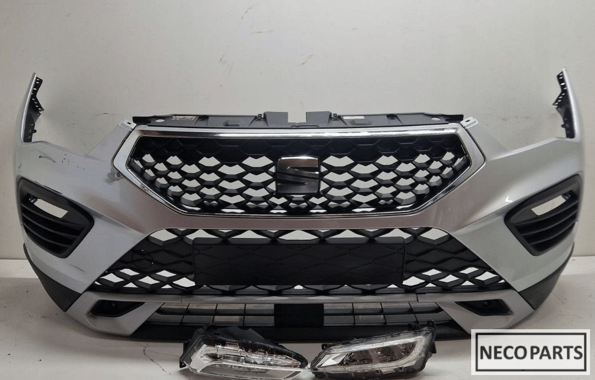 SEAT ATECA FACELIFT FR VOORBUMPER HALOGEEN GRILL ORIGINEEL, Auto-onderdelen, Gebruikt, -, Ophalen of Verzenden, Achter