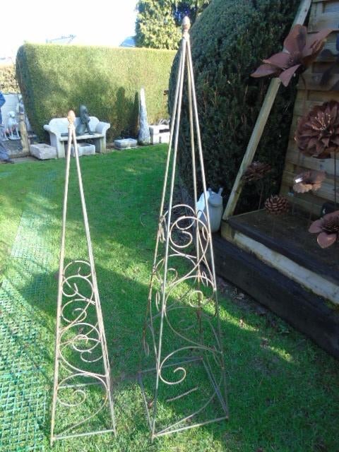 Klimplanten, H: 1m50cm volledige smeedijzeren obelisk!, Tuin en Terras, Ophalen, Nieuw
