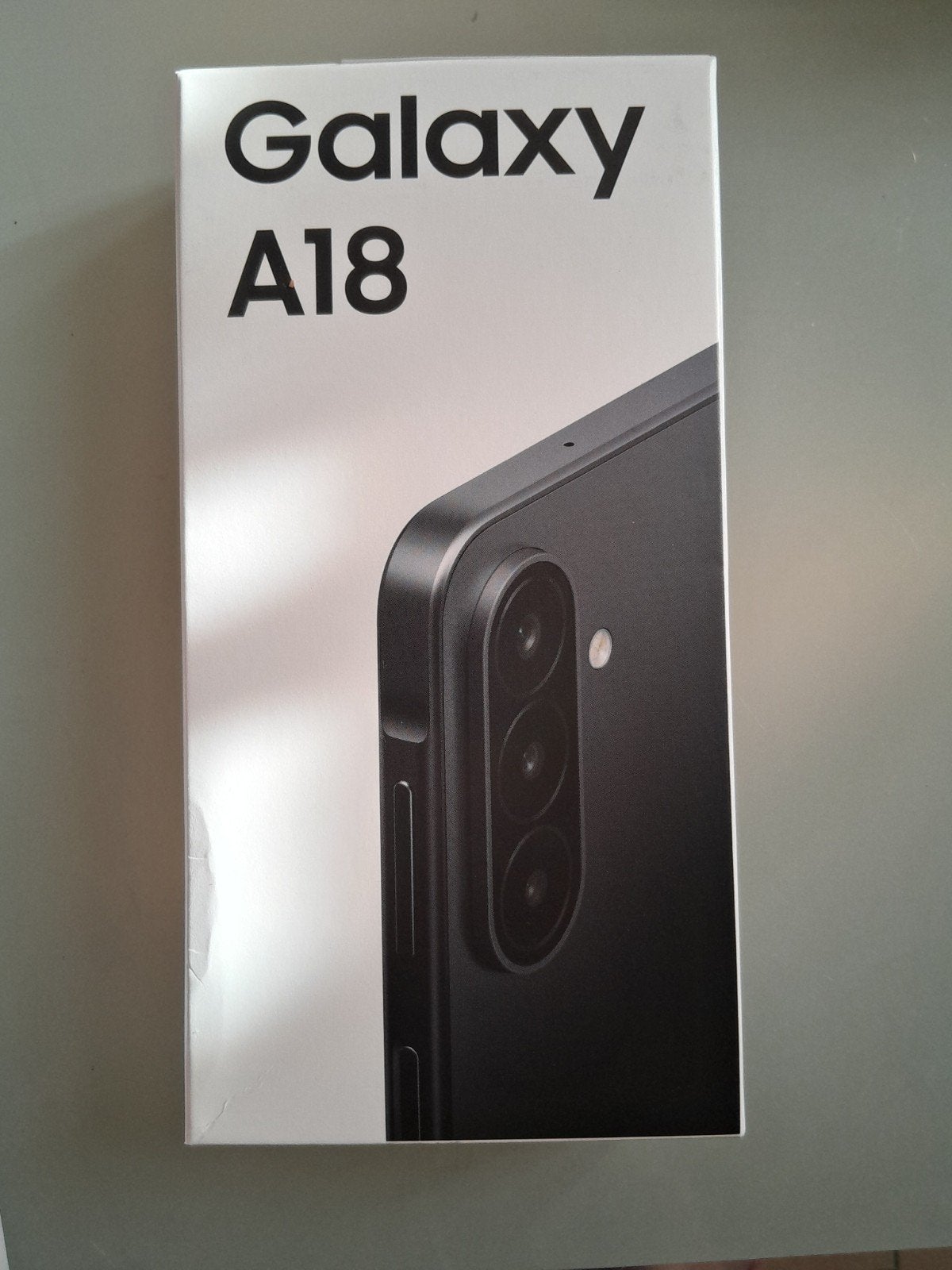 GALAXY A18 5G ́NEUF GARENTIT À L' APPUÌS, Telecommunicatie, Ophalen of Verzenden