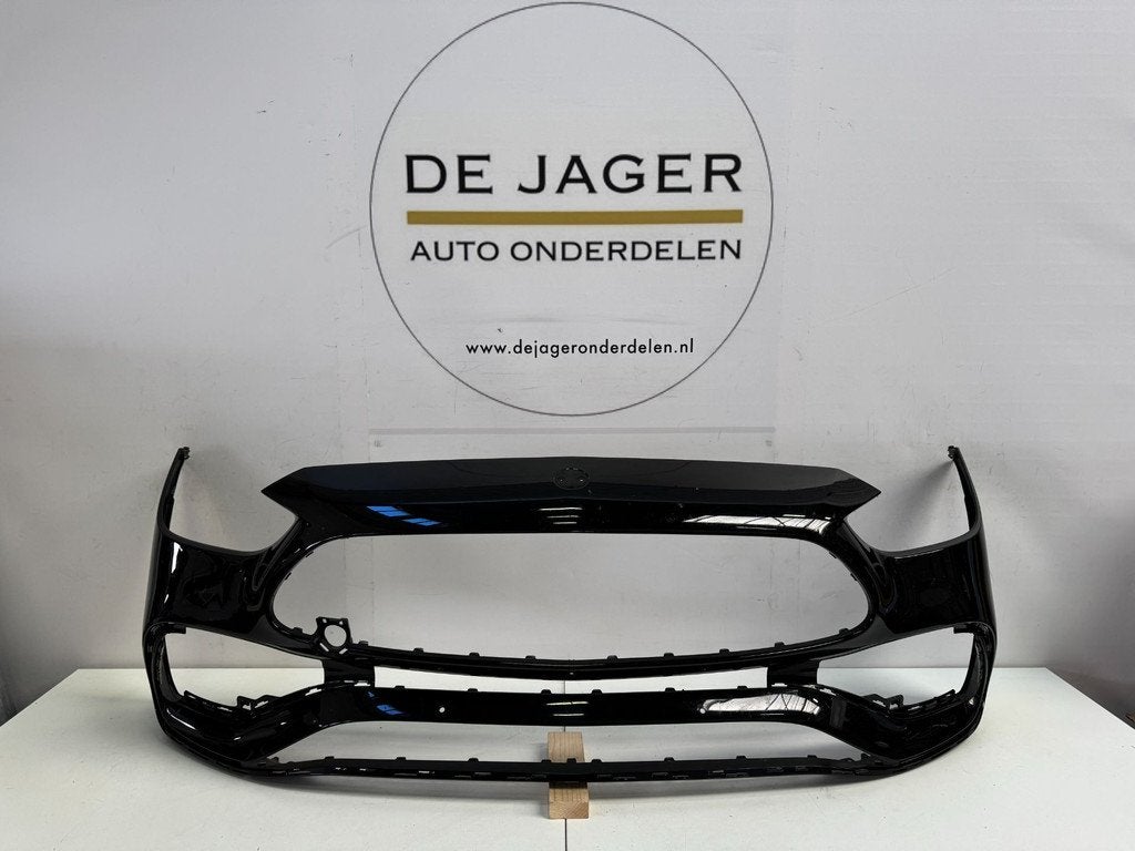 MB C KLASSE W206 AMG VOORBUMPER BUMPER PDC A2068858401 2021-, Gebruikt, Mercedes-Benz AG, Voor, Mercedes-Benz