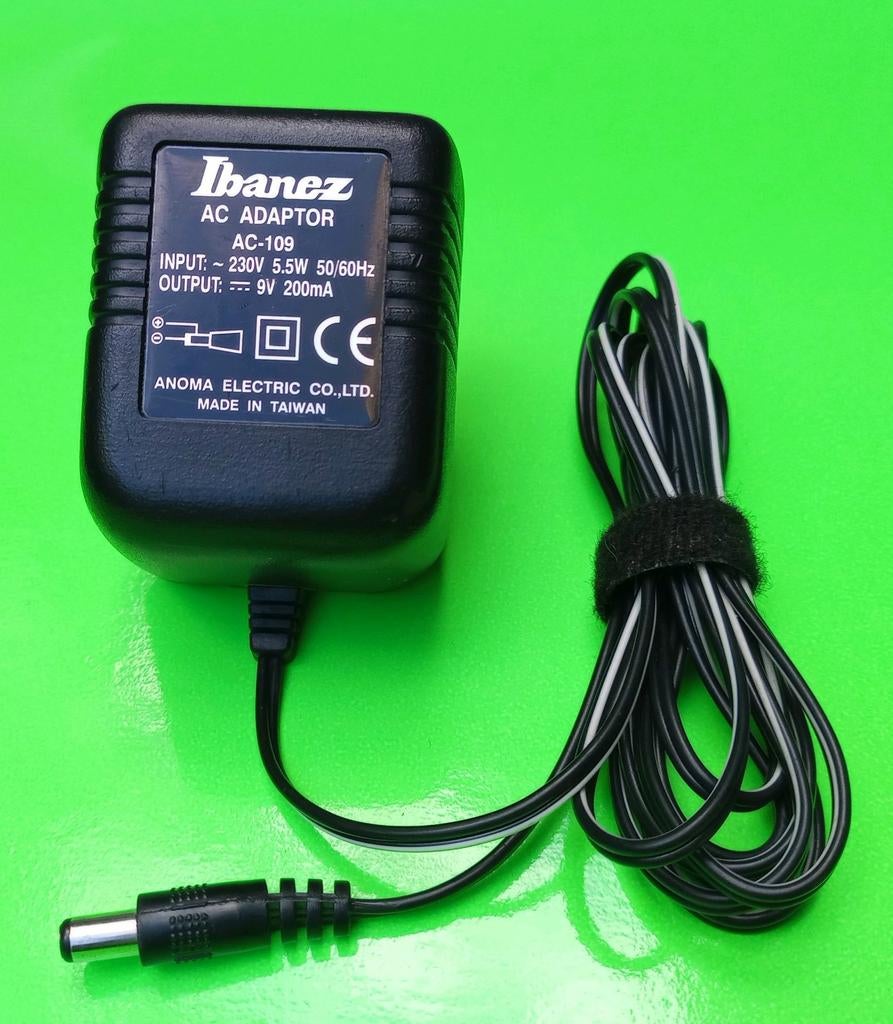 Ibanez AC109 9V DC power supply, Muziek en Instrumenten, Effecten, Ophalen of Verzenden, Zo goed als nieuw