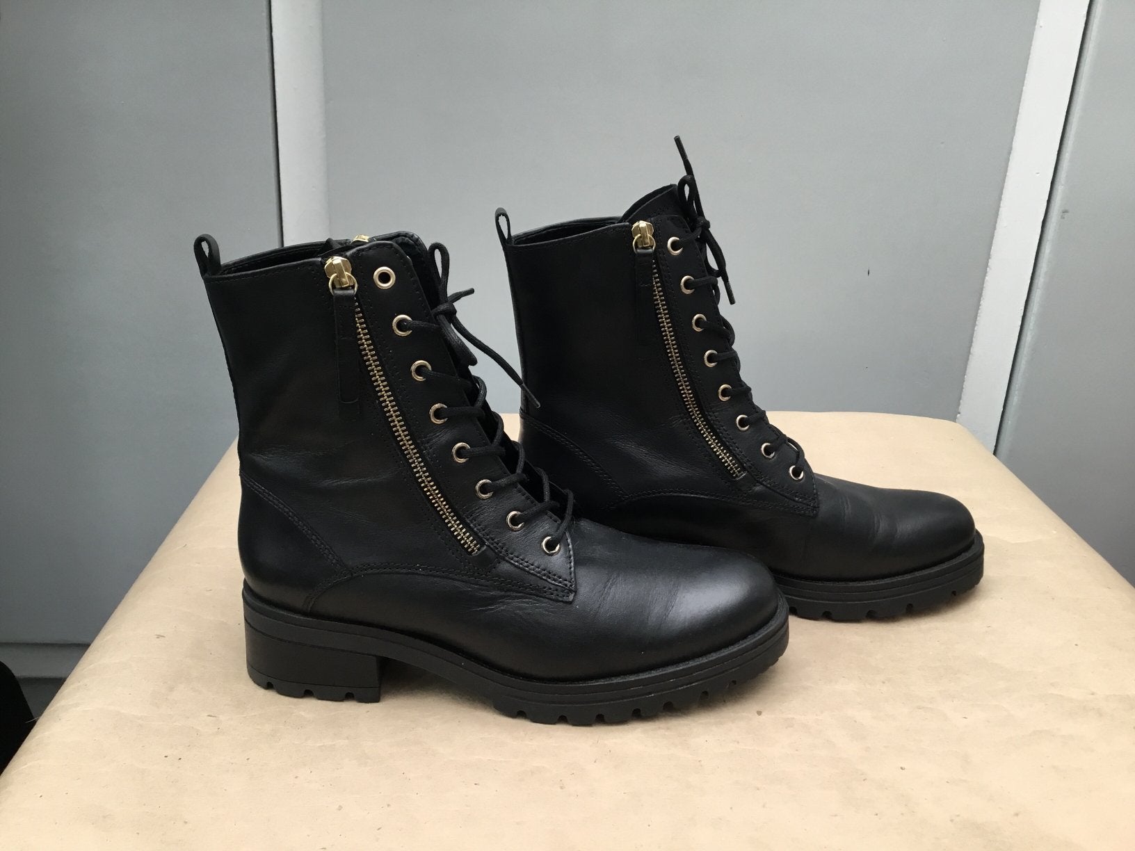 Bottes à lacets Gabor OptiFit noires taille 6.5, Vêtements | Femmes, Chaussures, Enlèvement ou Envoi, Comme neuf, Noir, Boots et Botinnes