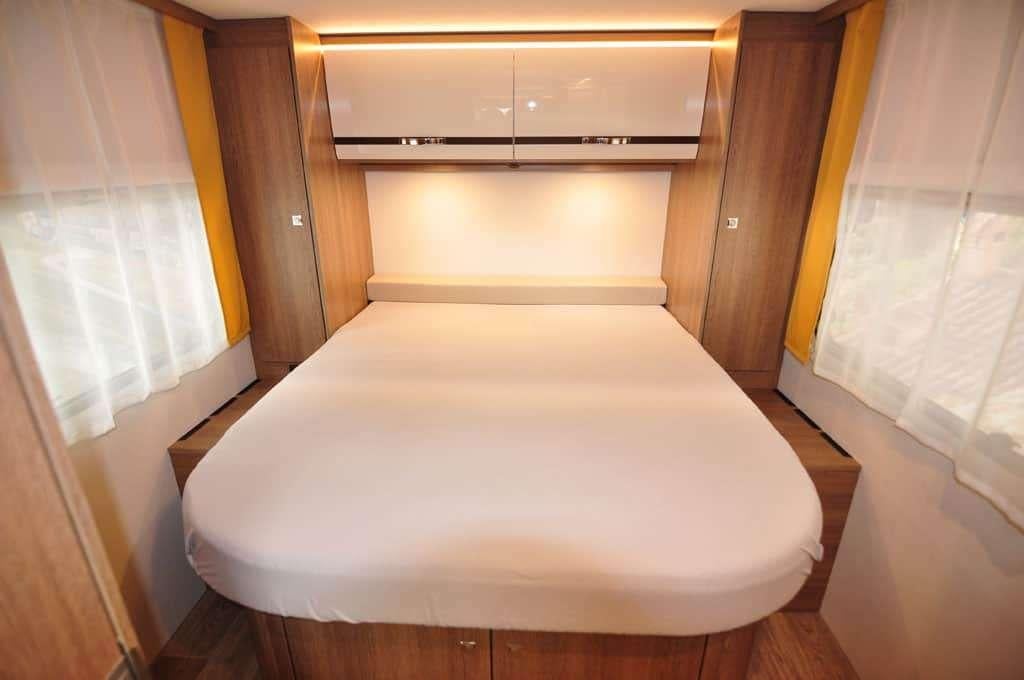 Mobilehome Queensize matras, Ophalen, Zo goed als nieuw