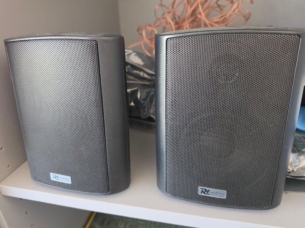 BOXEN voor BUITENTOEPASSING 2 stuks, Audio, Tv en Foto, Ophalen, Zo goed als nieuw, 60 tot 120 watt