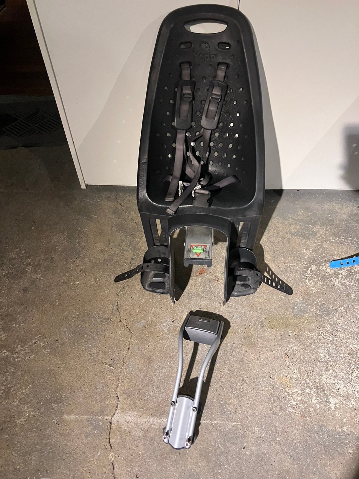 Yepp fietsstoel voor montage zonder bagagedrager, Achterzitje, 0 t/m 18 kg, Ophalen of Verzenden, Gebruikt