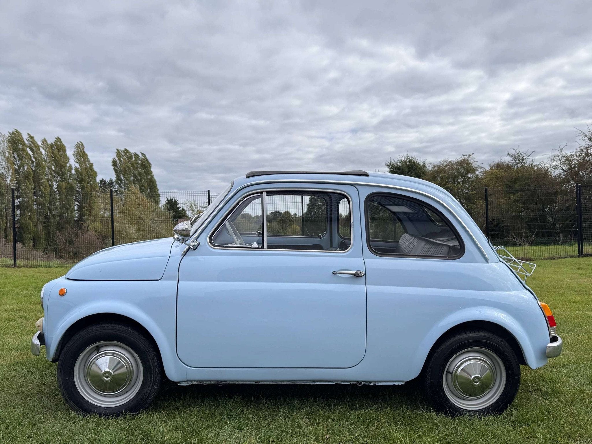 Fiat 500 NUOVA F LUSSO * toit pano * Entretien Fait *, Autos, Cuir, Achat, Entreprise, Boîte manuelle
