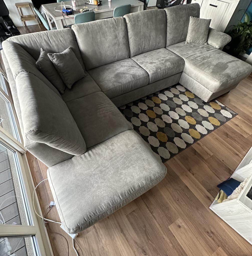 Zetel 1 Jaar Oud met slaapfunctie, Huis en Inrichting, Ophalen, U, Hoekbank, 300 cm of meer