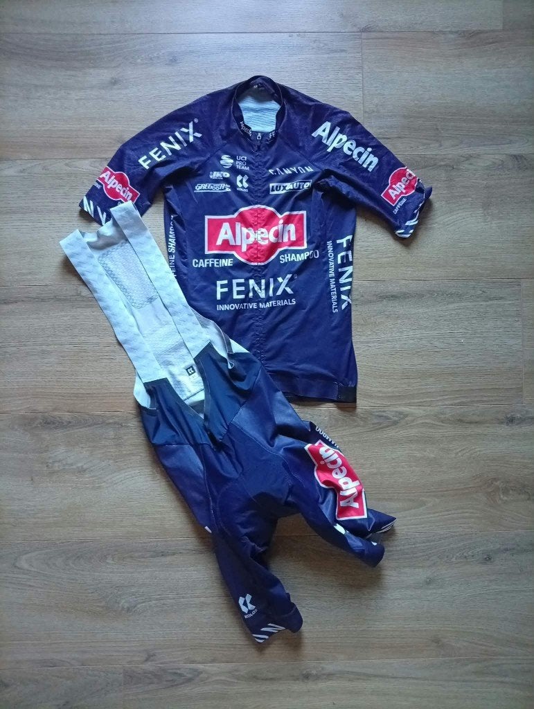 Wielertrui + broek Alpecin Fenix 2022, S, Heren, Kalas, Ophalen of Verzenden