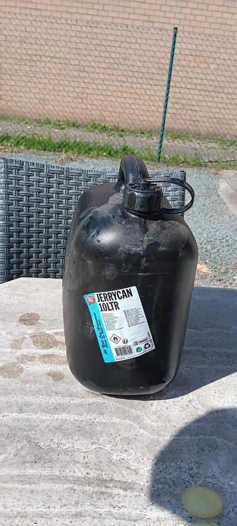 Jerrycan 10 en 20 liter, Ophalen