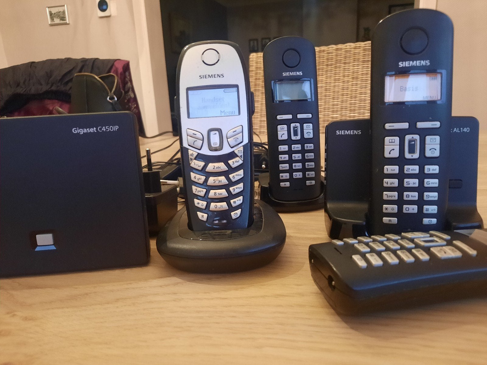 Siemens C450IP en Gigaset AL140., Telecommunicatie, Ophalen of Verzenden, Gebruikt, 3 handsets