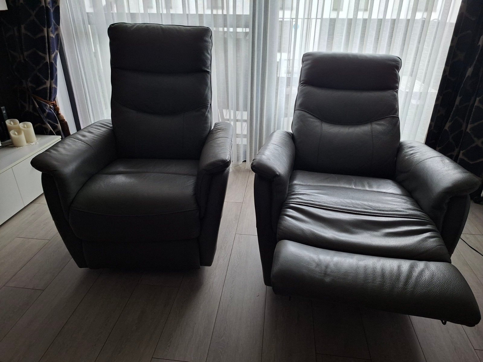 1 of 2 elektrische relaxzetels., Huis en Inrichting, Ophalen, Gebruikt, 75 tot 100 cm, Leer