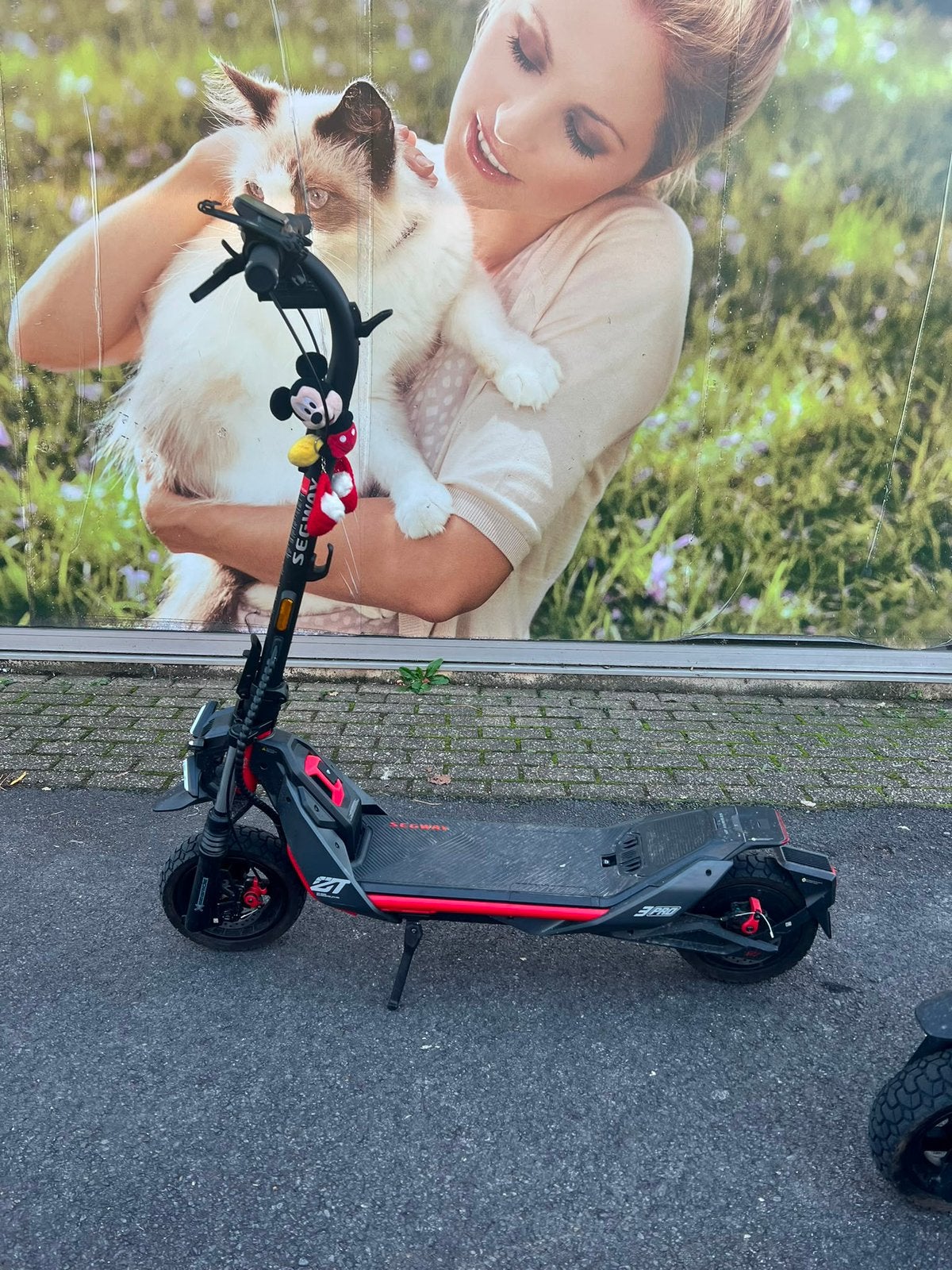 Segway Ninebot ZT3 Pro te koop met factuur, oplader en helm, Fietsen en Brommers, Ophalen, Zo goed als nieuw