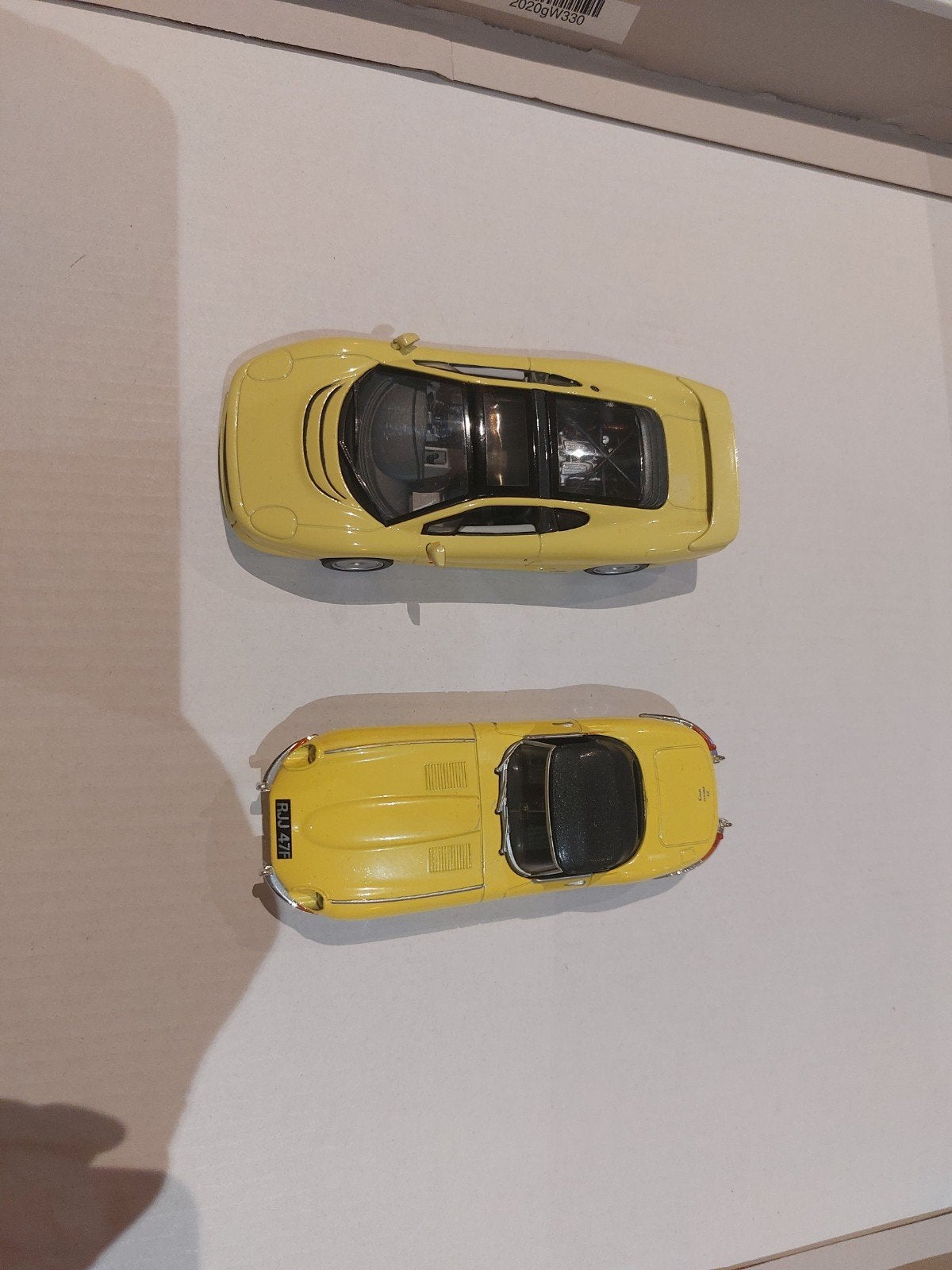 voiture miniature Jaguar, Enlèvement, Voiture