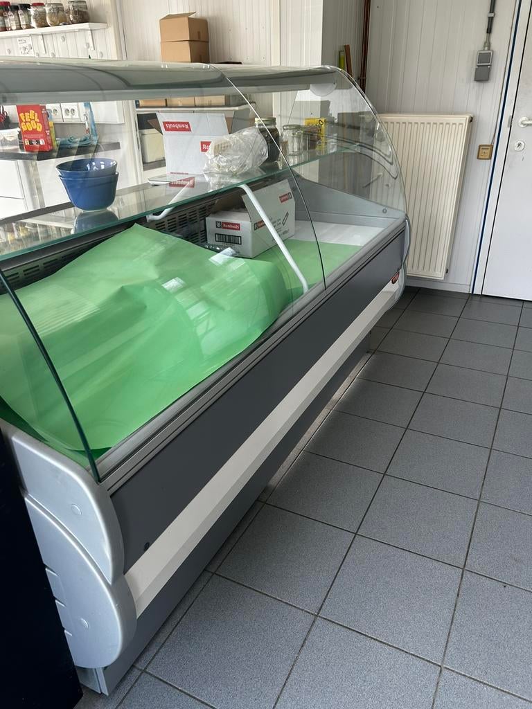 Koelvitrine Master 200Cm gebogen ruit, Ophalen, Gebruikt, Koelen en Vriezen