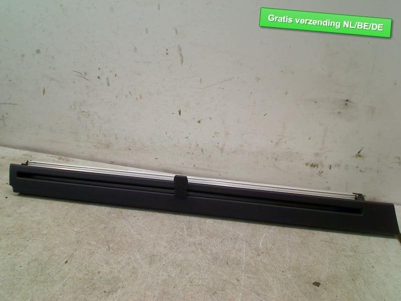 MECANISME PARE-SOLEIL ARRIÈRE DROIT 5 serie Touring (F11), Utilisé, BMW, Petuelring 130
80809  München, DE, Bayerische Motoren Werke AG