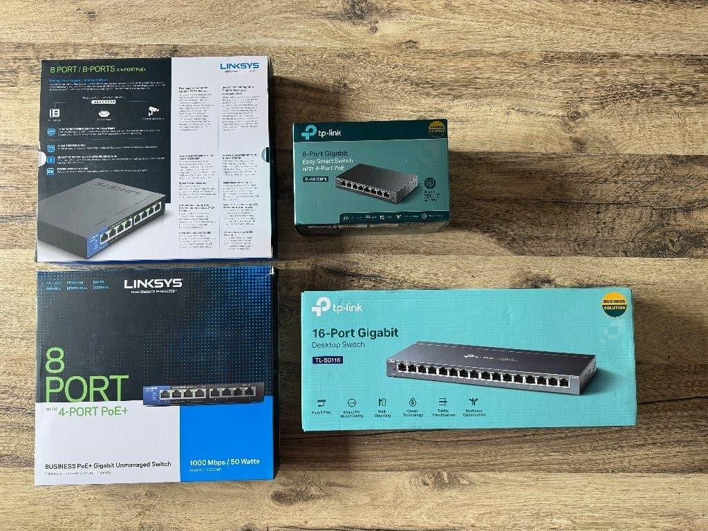 Netwerk switch 4 stuks, Informatique & Logiciels, Enlèvement, Utilisé