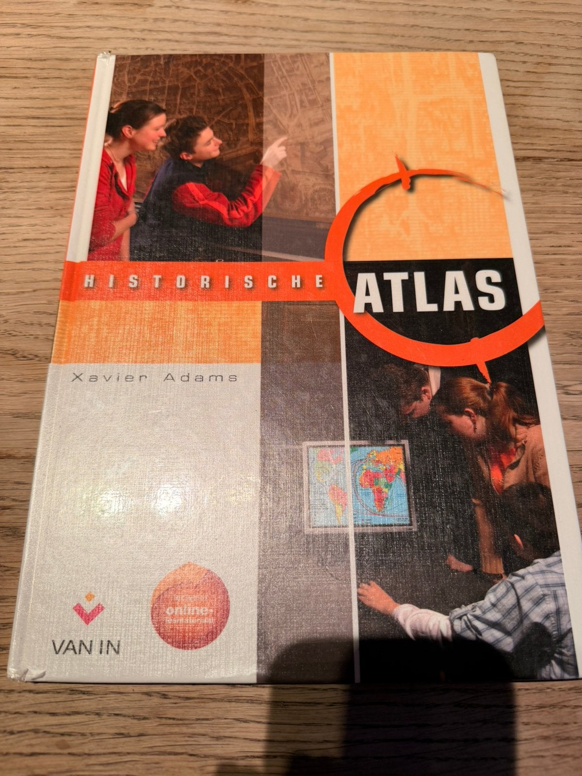 Historische Atlas, Ophalen of Verzenden, Zo goed als nieuw