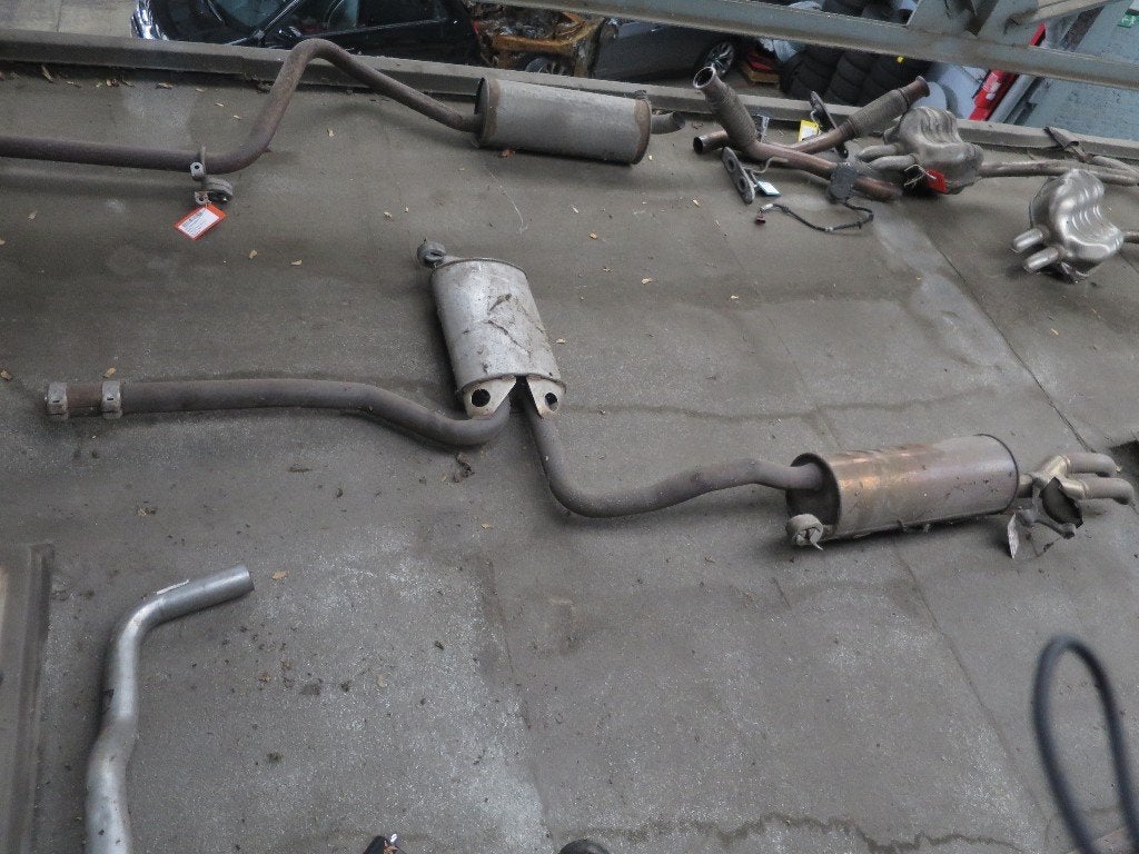 SILENCIEUX ARRIERE (ECHAPPEMENT) Audi A4 (B5), Utilisé, Audi