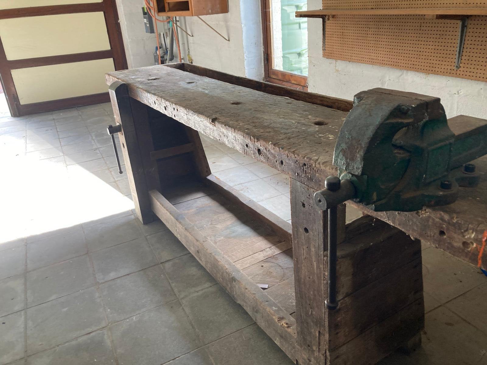 Antieke werkbank met bankschroef, Doe-het-zelf en Bouw, Ophalen, Gebruikt, 170 cm of meer, Bankschroef