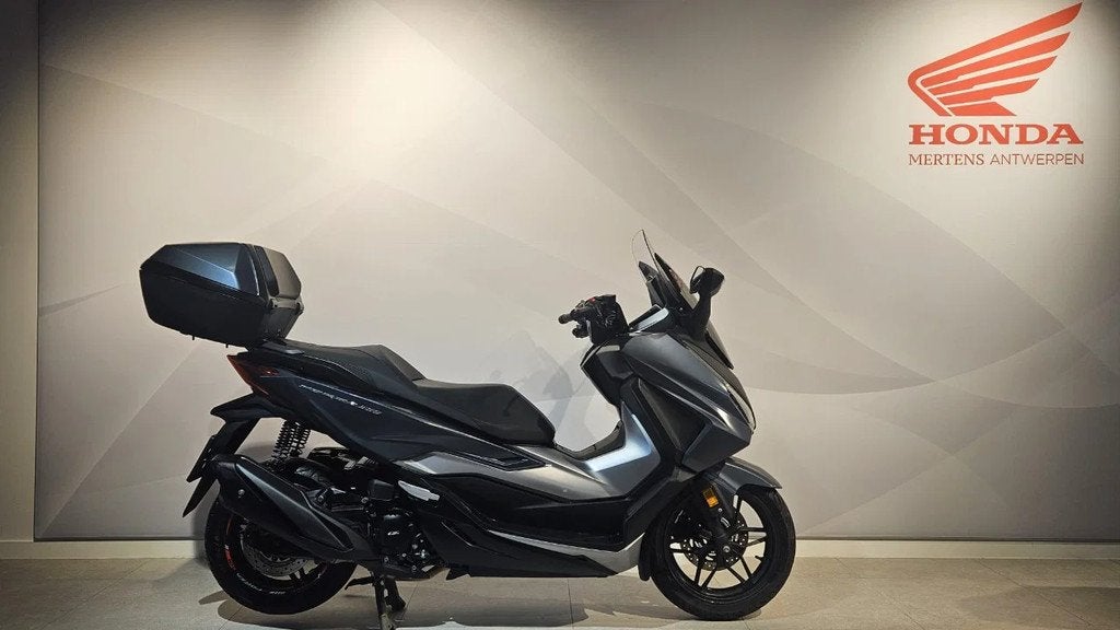 Honda NSS350 FORZA (année de construction 2023), Scooter, Entreprise, 12 à 35 kW, 330 cm³