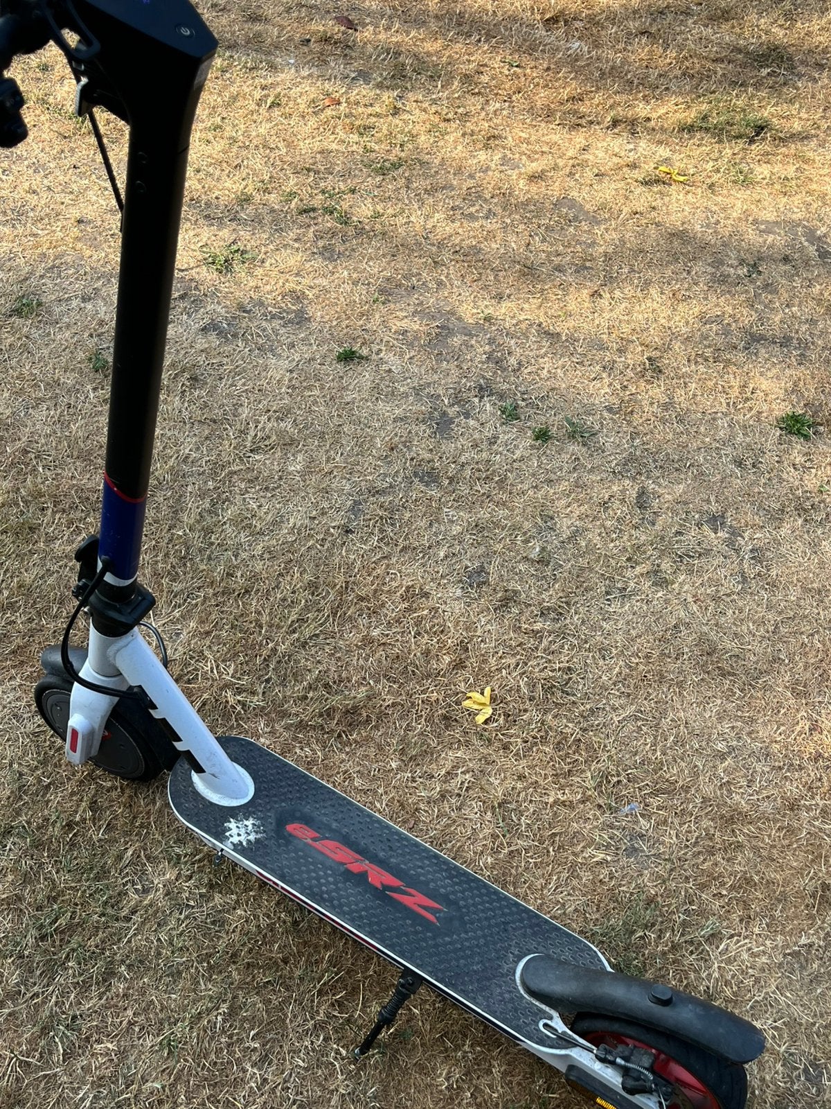 Trottinette électrique, Enlèvement, Comme neuf, Step électrique (E-scooter)
