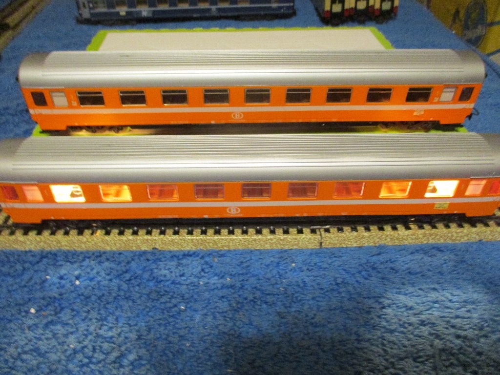 Marklin SNCB 4148 X 2 avec éclairage, Enlèvement ou Envoi, Utilisé, Wagon, Märklin