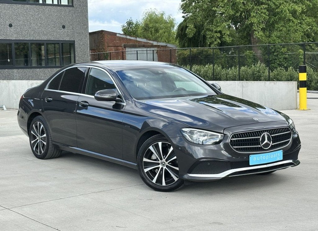 Mercedes E 300 de Limousine 2020 Dodehoek CarPlay 118000km, Auto's, Automaat, 143 kW, USB, Bedrijf