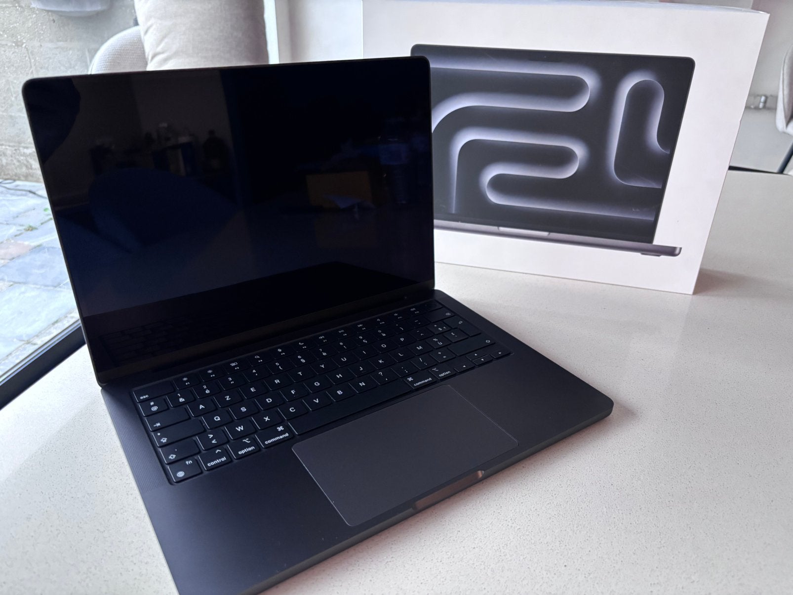 Defect - MacBook Pro 14” M4 (A3112) - Voor onderdelen, Computers en Software, Ophalen, Zo goed als nieuw, Azerty, 16 GB