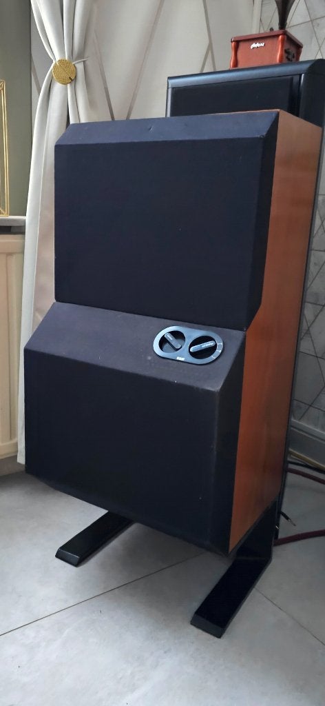 Bowers wilkins dm6, Ophalen, Gebruikt, Bowers & Wilkins (B&W), 120 watt of meer