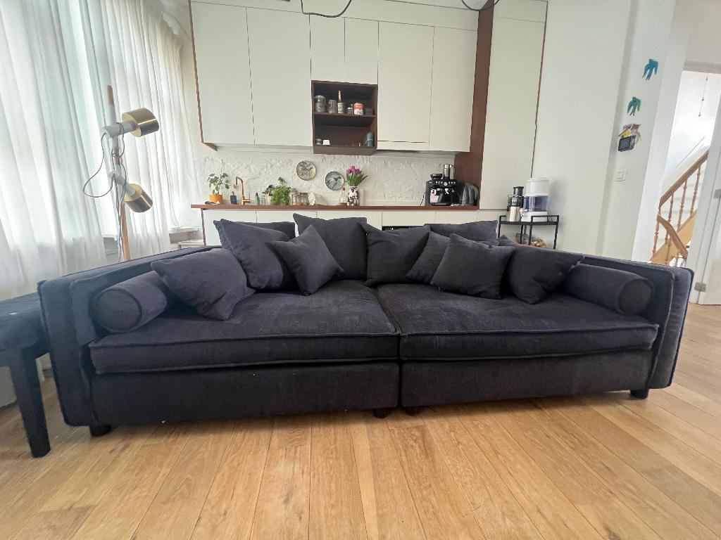 Zetel Bolia Mister Big in blauw, Maison & Meubles, Canapés | Salons, Comme neuf, Banc droit, Trois personnes, 200 à 250 cm, 100 à 125 cm