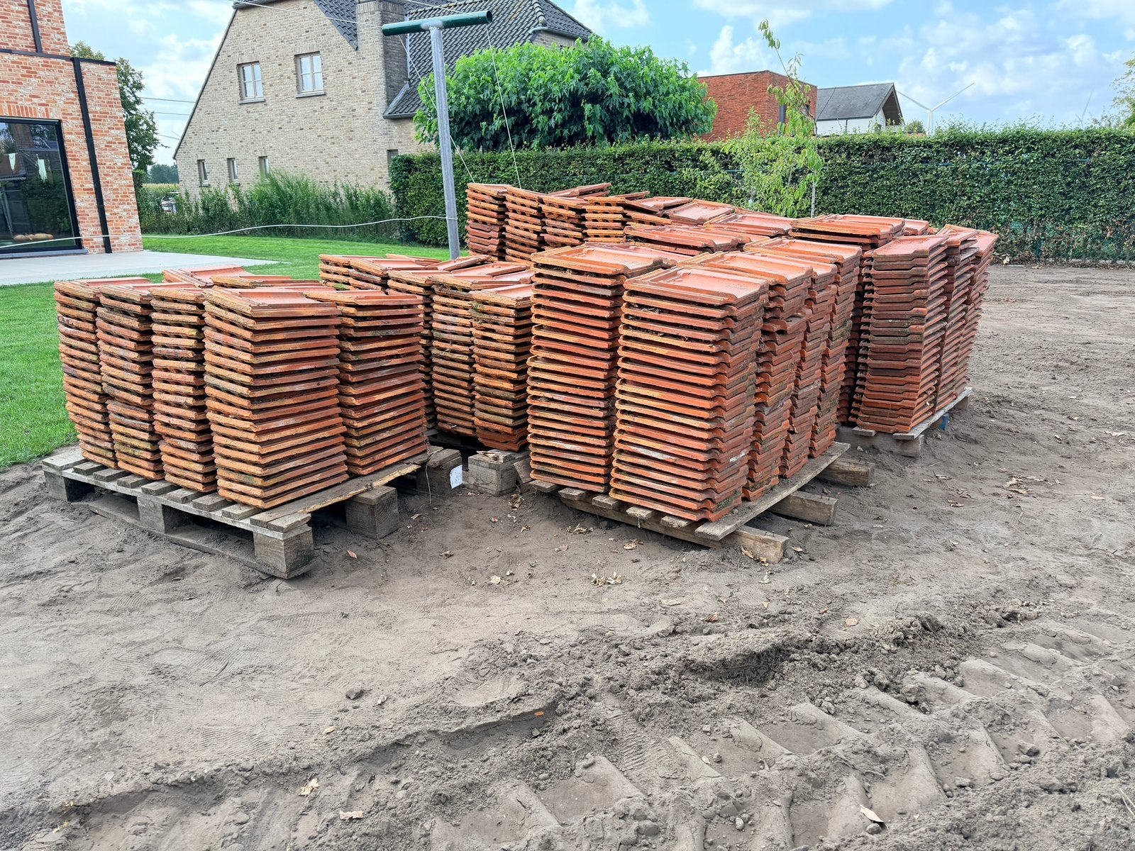 1000 oude rechte dakpannen – recuperatie, Doe-het-zelf en Bouw, Ophalen, Zo goed als nieuw, Rood, Dakpannen