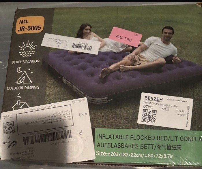Matelas gonflable KINGSIZE Neuf !!!!, Caravanes & Camping, Matelas pneumatiques, Enlèvement