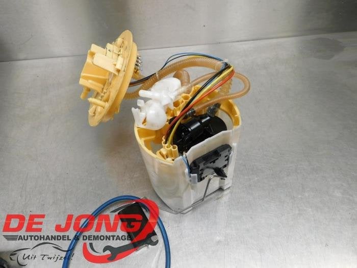 Pompe carburant électrique d'un Mercedes GLB-Klasse, 3 mois de garantie, Utilisé, -, -