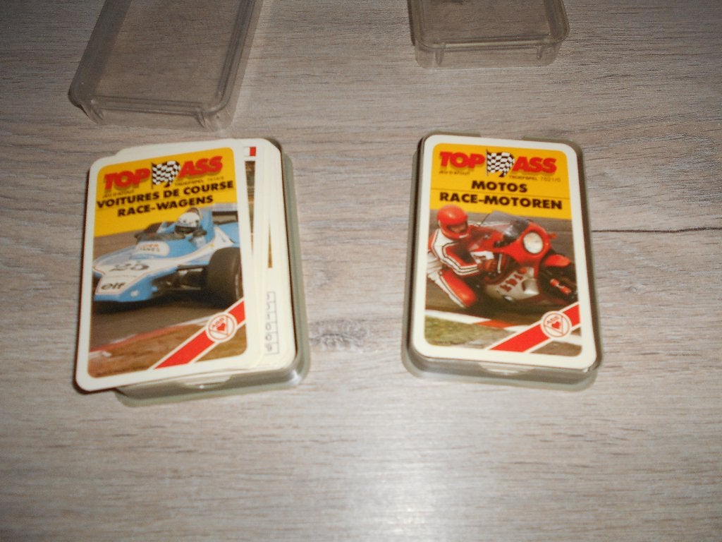 2 x kwartet spellen race wagens race motoren, Ophalen of Verzenden, Zo goed als nieuw, Kwartet(ten)