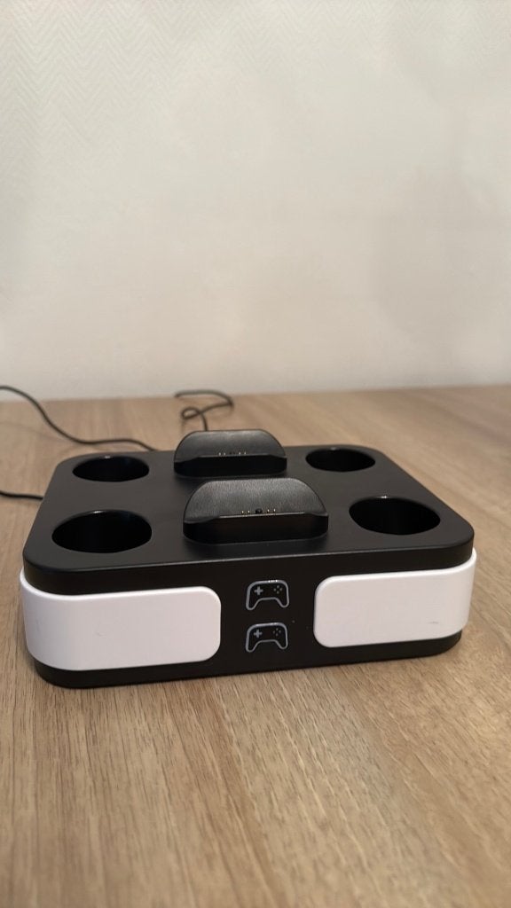 QWARE Dual laadstation voor PS5 DualSense controllers, Enlèvement, Utilisé, Alimentation, Chargeur ou Câble, PlayStation 5
