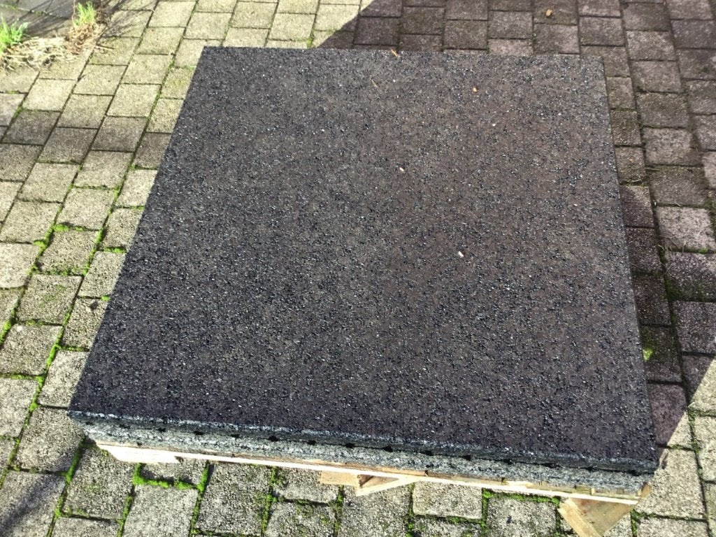 staltegels  in rubber, Opfok