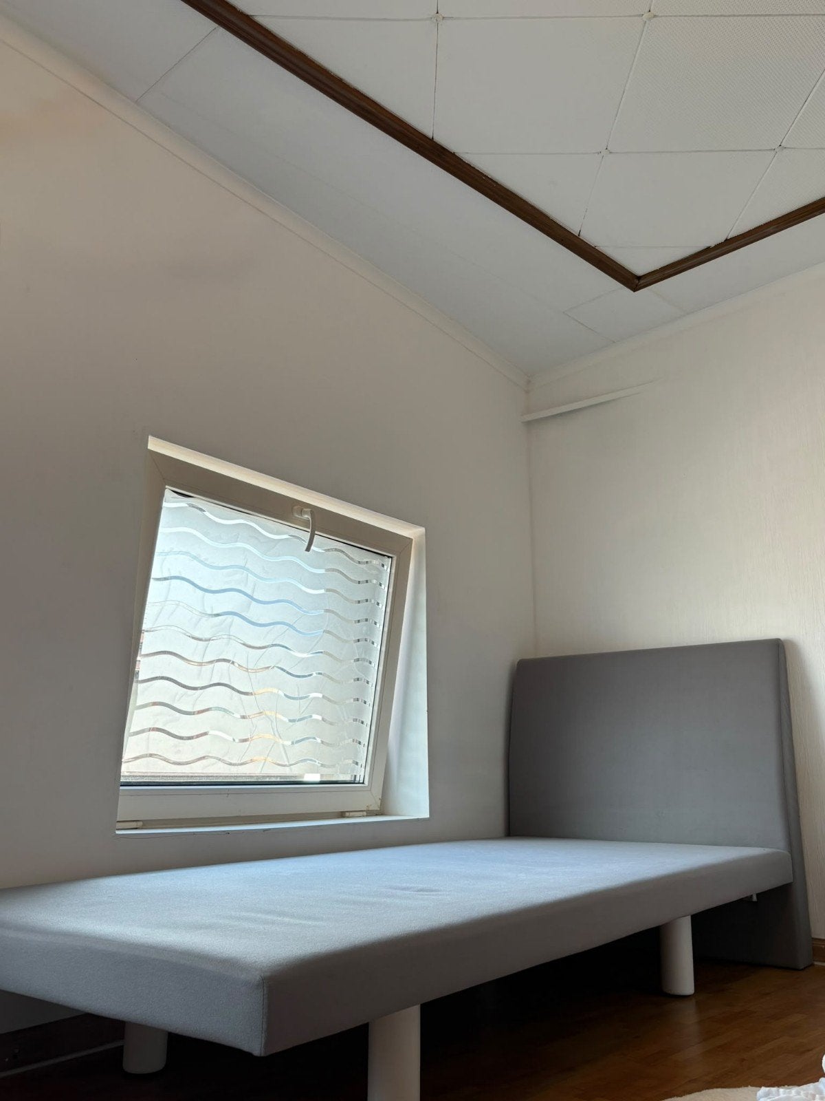 mooi bed 90 m 200, Ophalen of Verzenden, Grijs, 90 cm