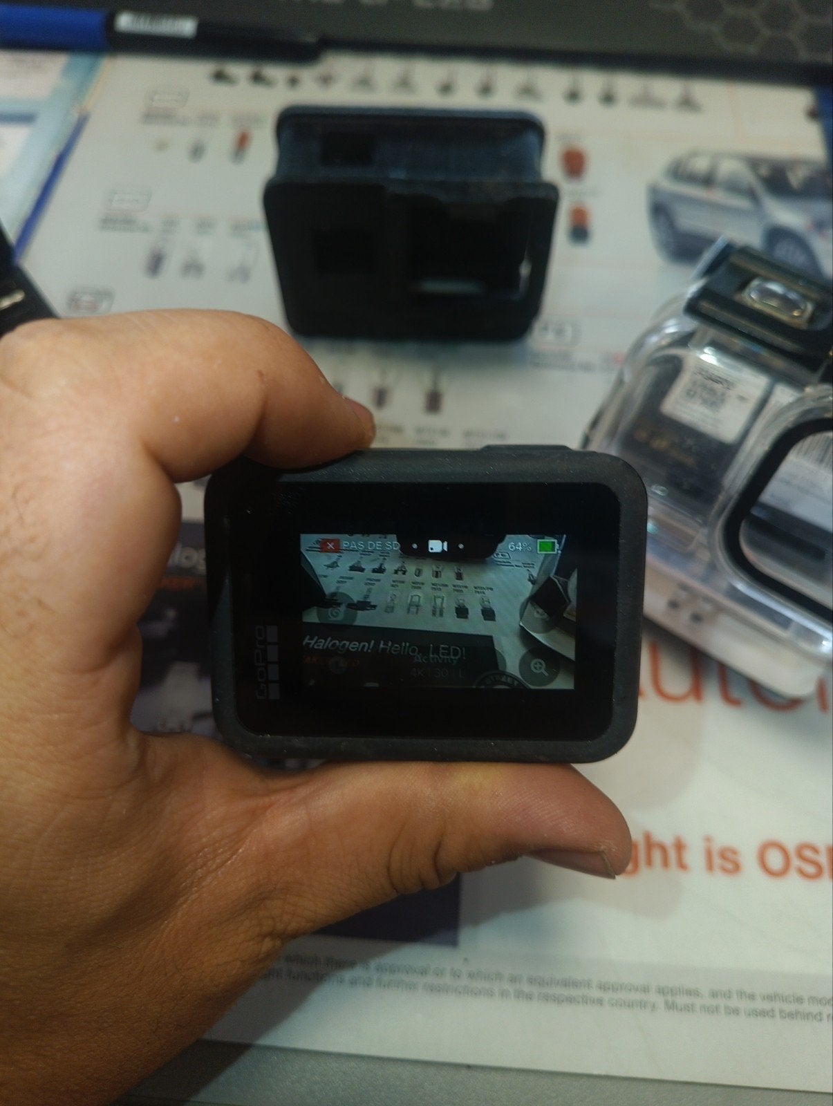 GoPro Hero 8 Black + 4 batteries/chargeur + accessoires, TV, Hi-fi & Vidéo, Caméscopes numériques, Enlèvement ou Envoi, Caméra
