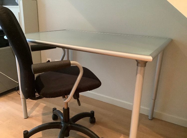 Bureau & bureaustoel, Ophalen of Verzenden, In hoogte verstelbaar, Zo goed als nieuw