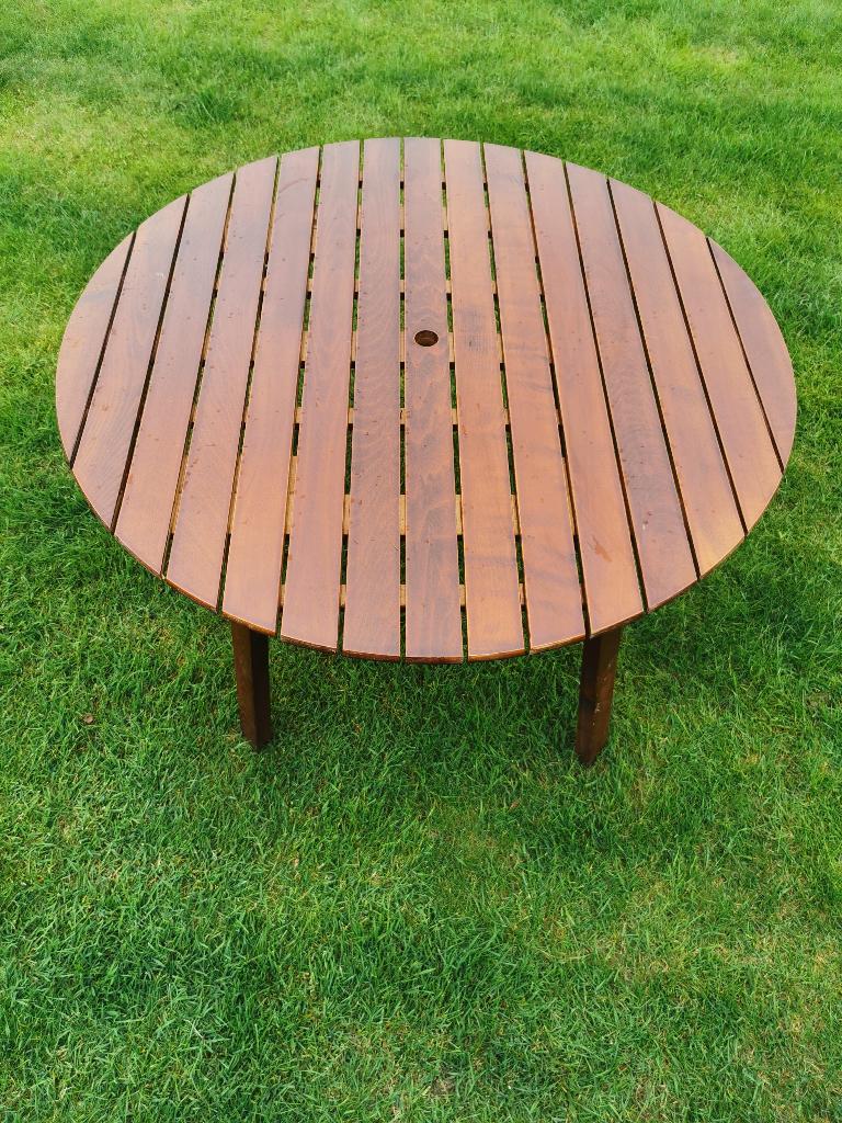 Ronde hard houten tuintafel, Ophalen, Gebruikt, Hout